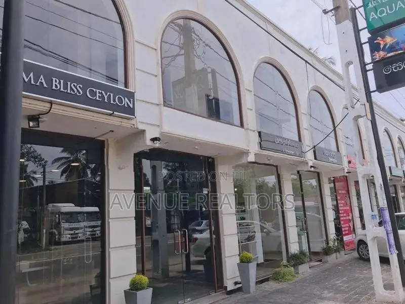 70Perches Commercial Building for Rent in Negombo