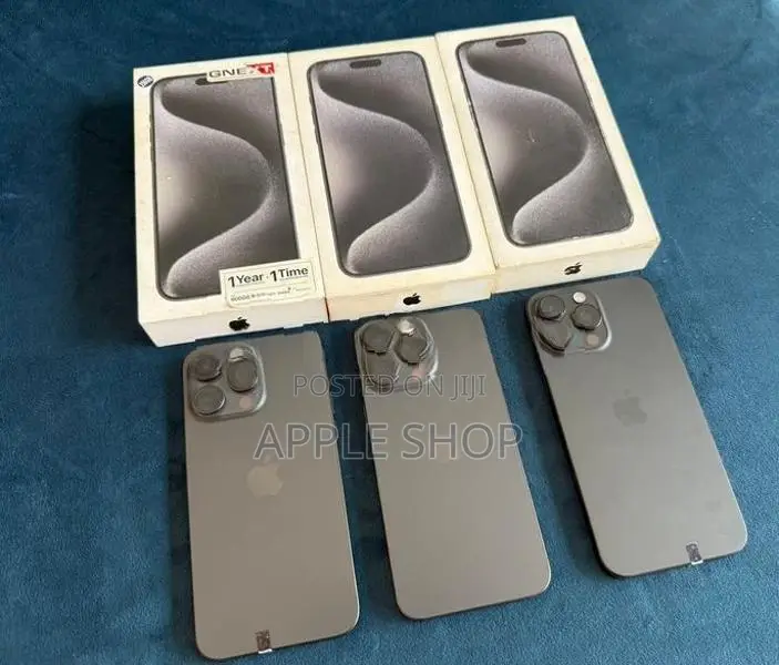 Apple iPhone 15 Pro Max 256GB (Used)
