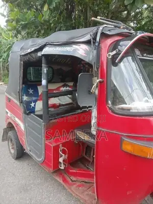 Bajaj RE 2006