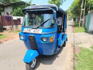 Bajaj RE 2013