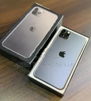 Apple iPhone 11 Pro Max 256GB | Gray (Used)