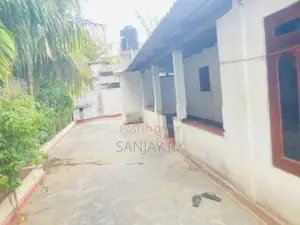 Land with House for Sale அச்சுவேலி