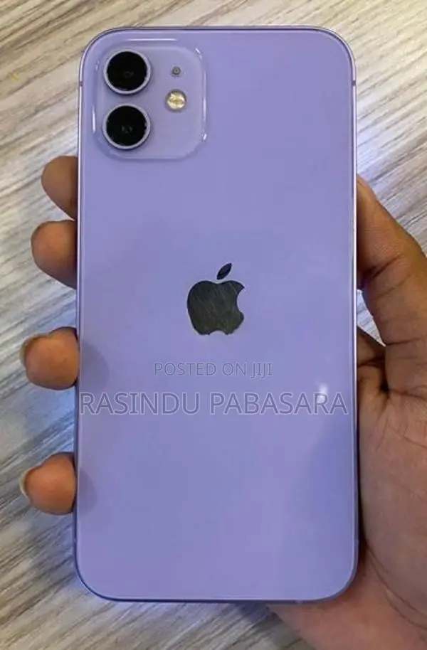 Apple iPhone 12 (Used)