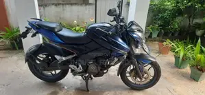 Bajaj Pulsar NS200 2015