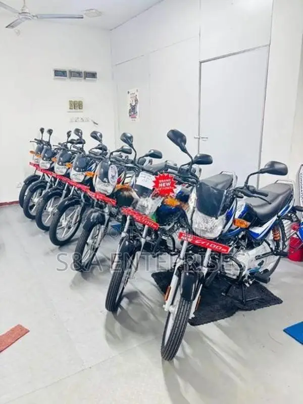 Bajaj CT100 2026