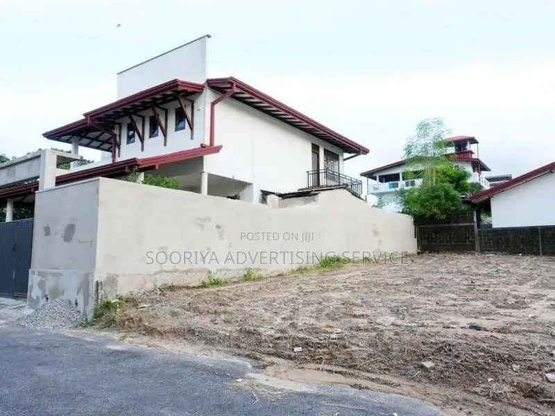 Prime Residential Land for Sale in Kaduwela
