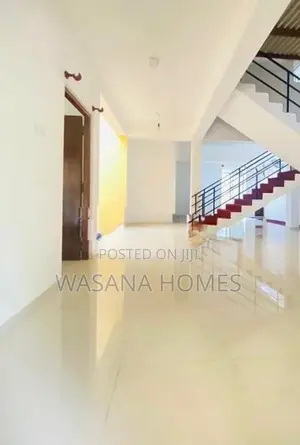 House for Sale Kottawa High Way Entrance