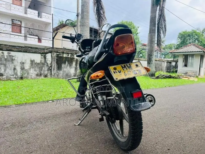 TVS Victor 2007