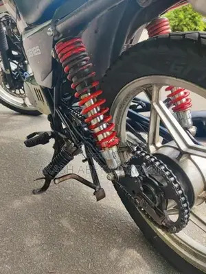 Suzuki GS 125 2001