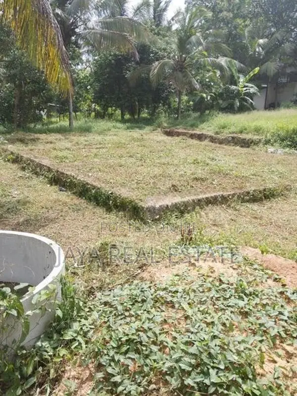 Land for Sale in Mirigama