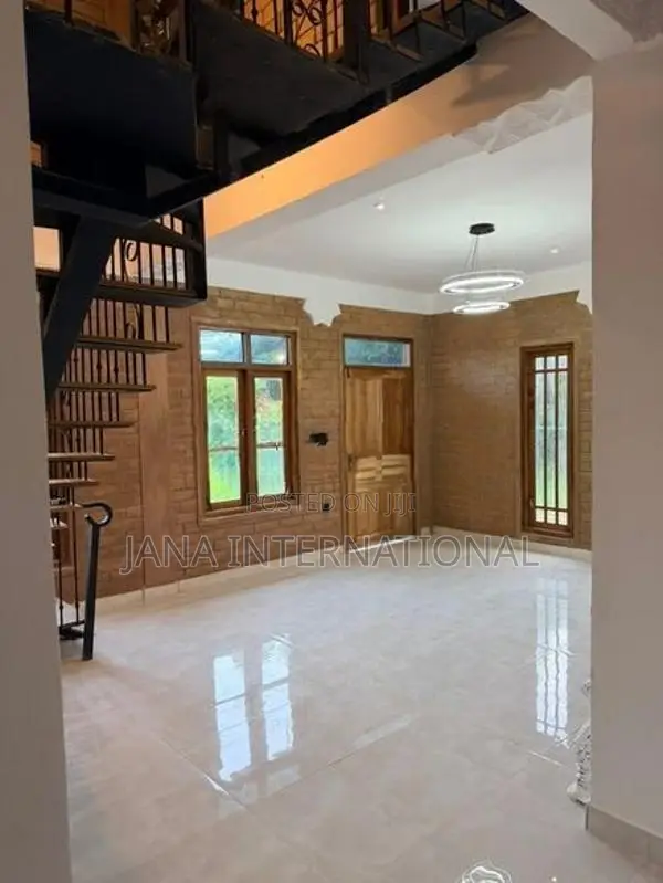 Brand New Luxurious House in Mawathagama