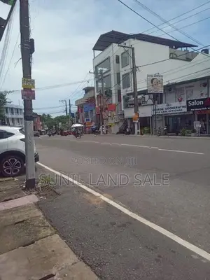 (SLS2) Commercial Building for Sale in Boralasgamuwa Junction