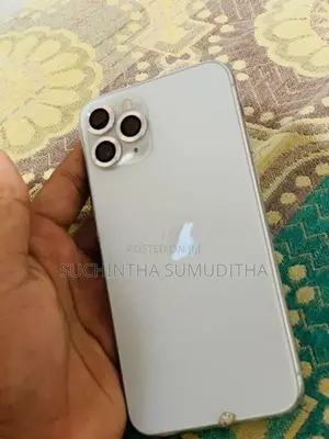 Apple iPhone 11 Pro (Used)