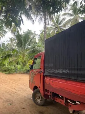 Mahindra Xylo 2013