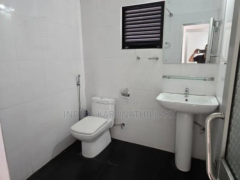 Kandy Commercial Building for Lease ව්‍යාපාරික ගොඩනැගිල්ලක් බදු දීමට