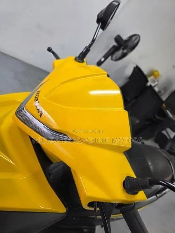 Honda Dio Yellow 2018