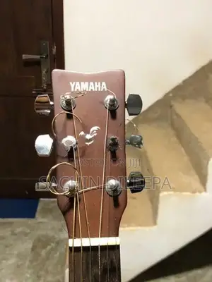 Yamaha F310