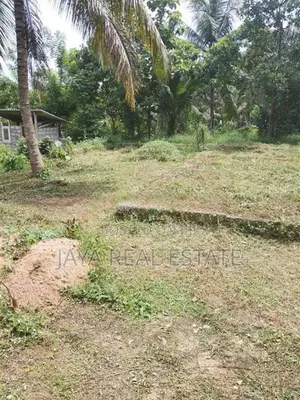 Land for Sale in Mirigama
