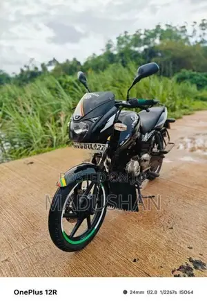 Bajaj Pulsar 150 2016