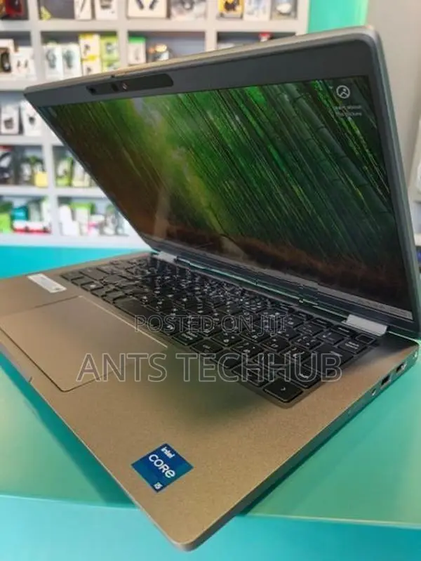 Dell Core i5 - 1135 G7 Laptop
