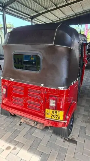 Bajaj RE 4 Stroke 2019