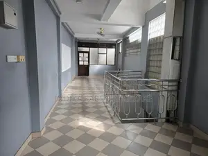 Kandy Commercial Building for Lease ව්‍යාපාරික ගොඩනැගිල්ලක් බදු දීමට