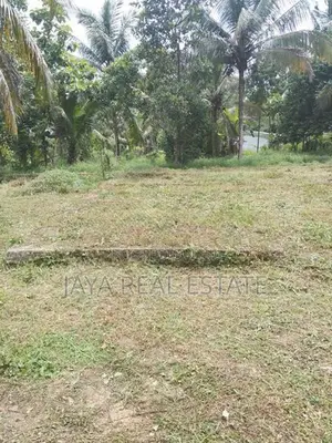 Land for Sale in Mirigama