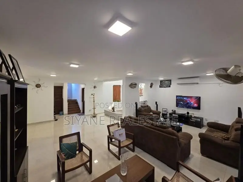 Luxury Modern House for Sale – Nawala / Koswatte