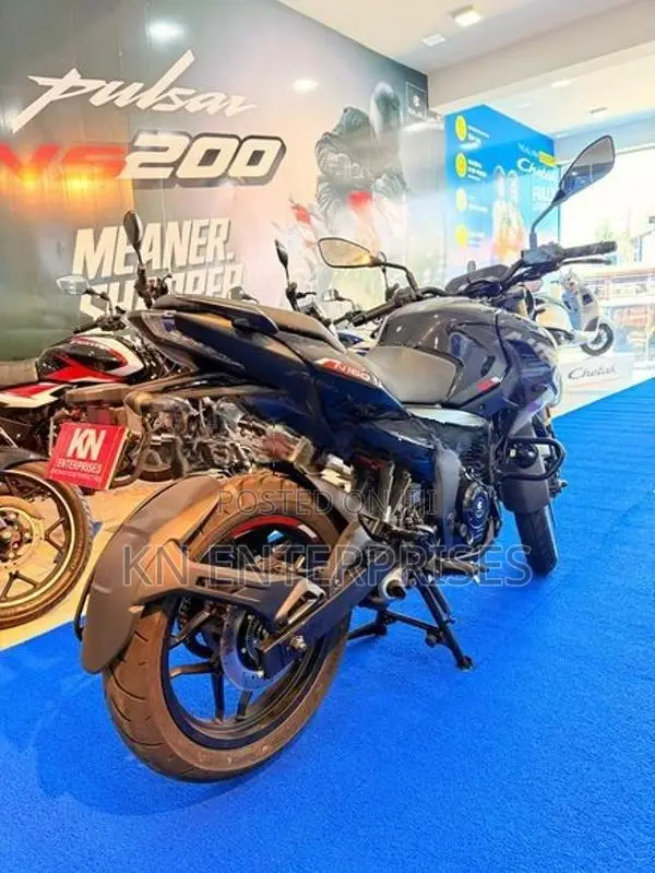 Bajaj Pulsar N160 Premium 2026
