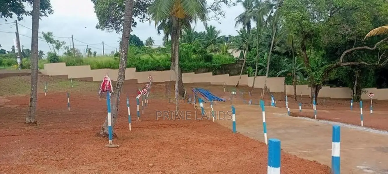 Land In Kadawatha
