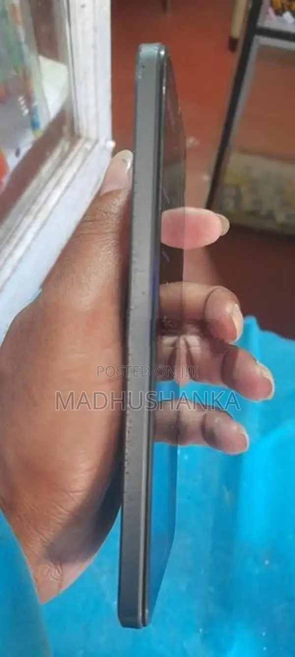 Vivo Y17 S limited Edition (Used)