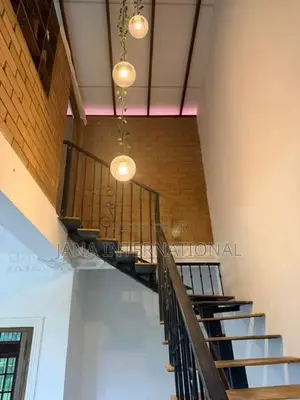 Brand New Luxurious House in Mawathagama