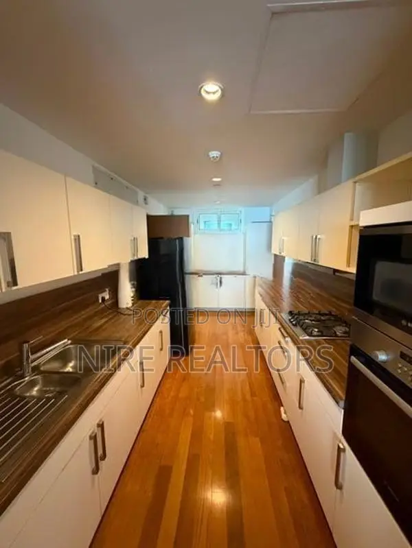 Sky-High Luxury: 3BR Premium Apartment for Rent, Clearpoint Residencie