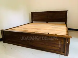 Teakka Bed