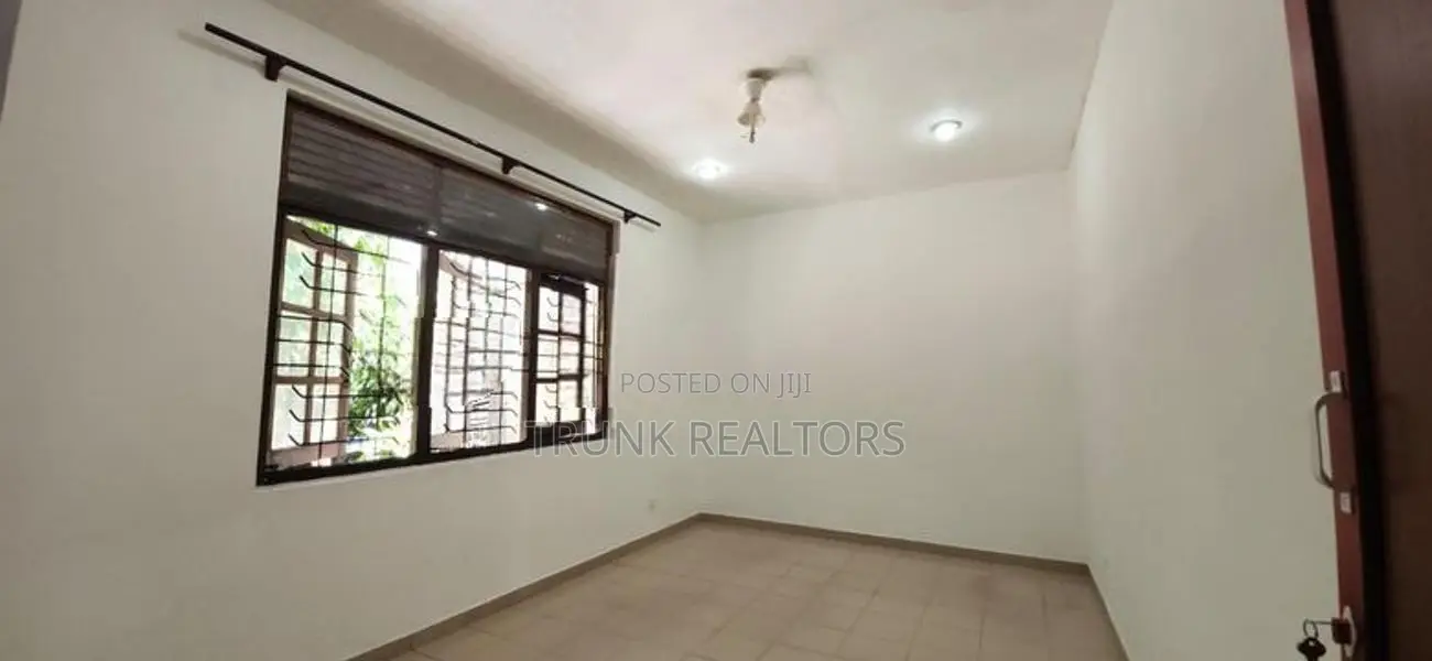 Borella 07BR Commercial House For Rent (NK11264) Colombo 8