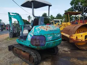 Komatsu PC 30-7 Excavator