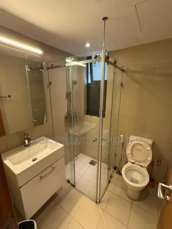 Havelock City, Stratford Tower - Furnished 2 Bedroom Apartment Col 5