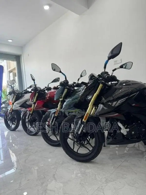 Bajaj Pulsar N160 Premium 2026