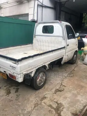 Suzuki Carry 2001