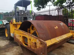 SD 110 10 Ton roller