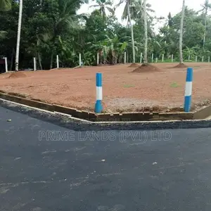 Land for Sale Minuwangoda