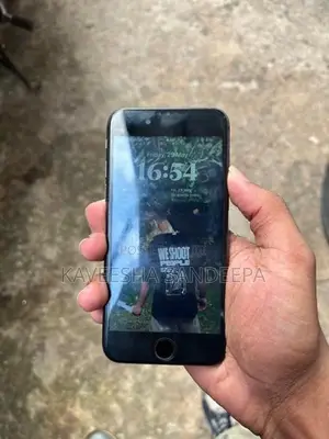 Apple iPhone 8 (Used)