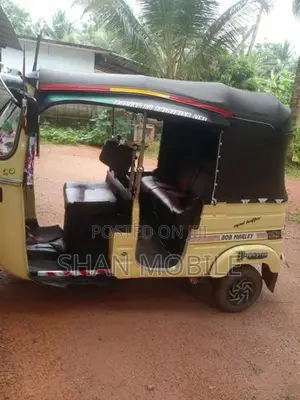 Bajaj RE 1999