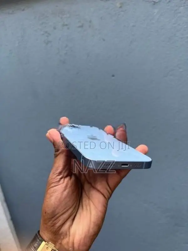 Apple iPhone 14 256GB (Used)