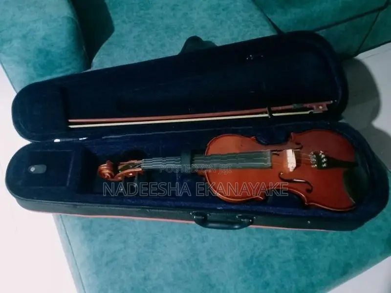 Super Lark Violin