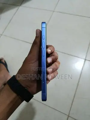 Apple iPhone 16 128GB (Used)