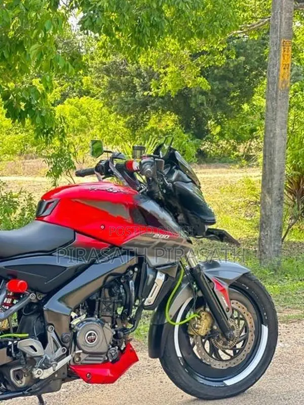Bajaj Pulsar NS200 2020