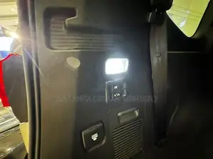 Toyota Land Cruiser Sahara V6 7 seat AUSTRALIAN 2024
