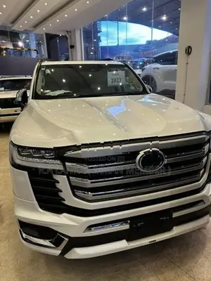 Toyota Land Cruiser V6 ZX 300 2023