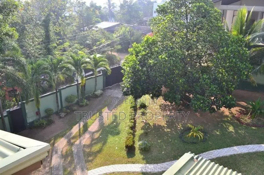 Talawathugoda - 4BR House with 50.2p Land for Sale TPM2024TANI